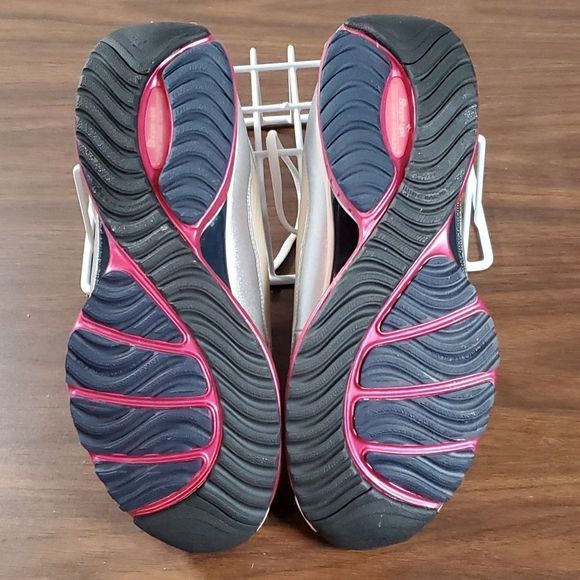 Skechers Shape Ups 12371 Fitness Toning Exercise Walking Balance Shoes 10 Gr/Pnk - Picture 10 of 11